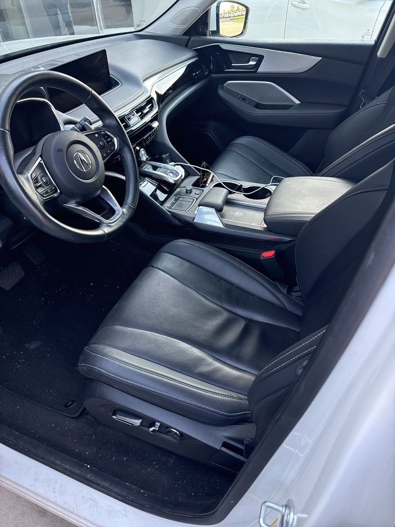 Used 2023 Acura MDX SH-AWD w/ Technology Package image 5