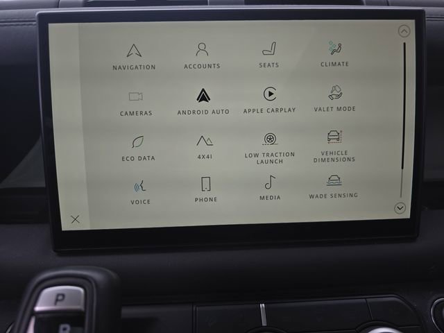 Certified 2024 Land Rover Defender 130 X-Dynamic SE image 25