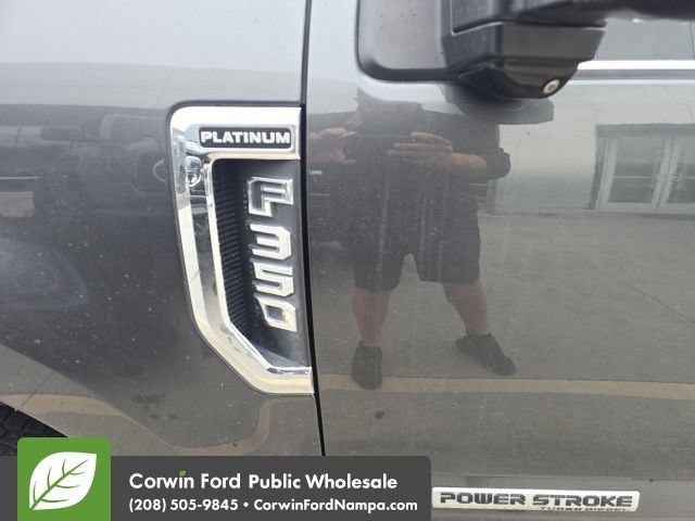 Used 2019 Ford F350 Platinum w/ Platinum Ultimate Package AWD/4WD image 12