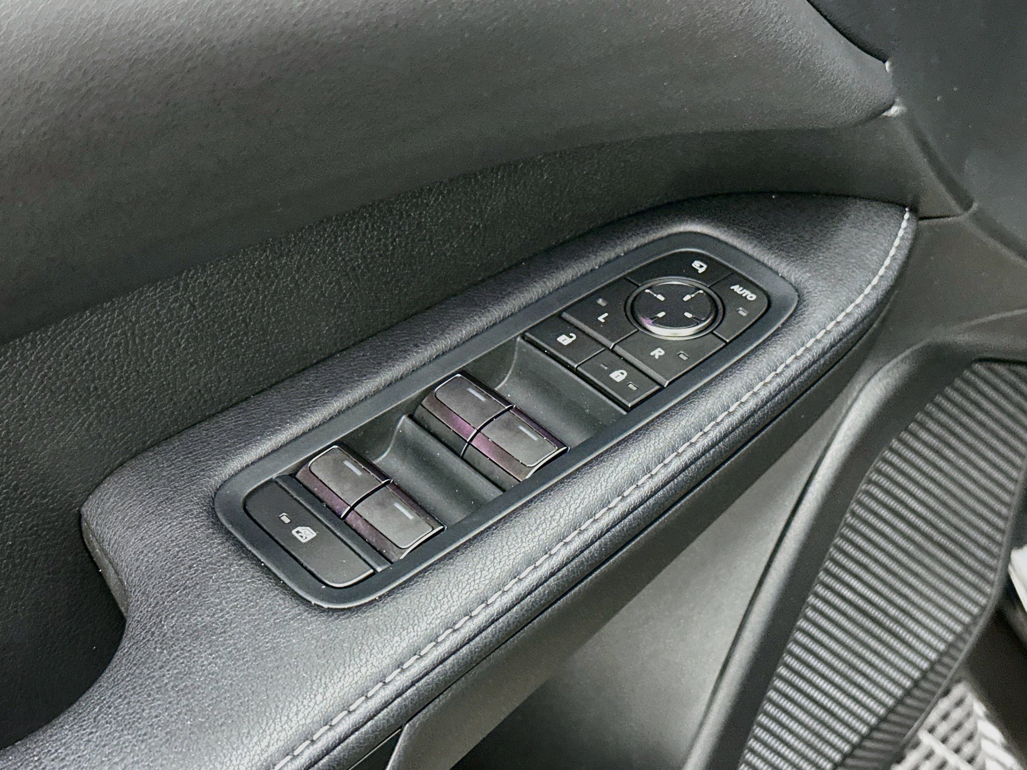Used 2024 Lexus RX 350 F Sport w/ Convenience Package AWD/4WD image 15