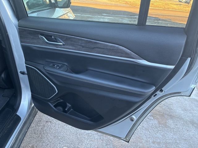 Used 2021 Jeep Grand Cherokee L Limited image 28