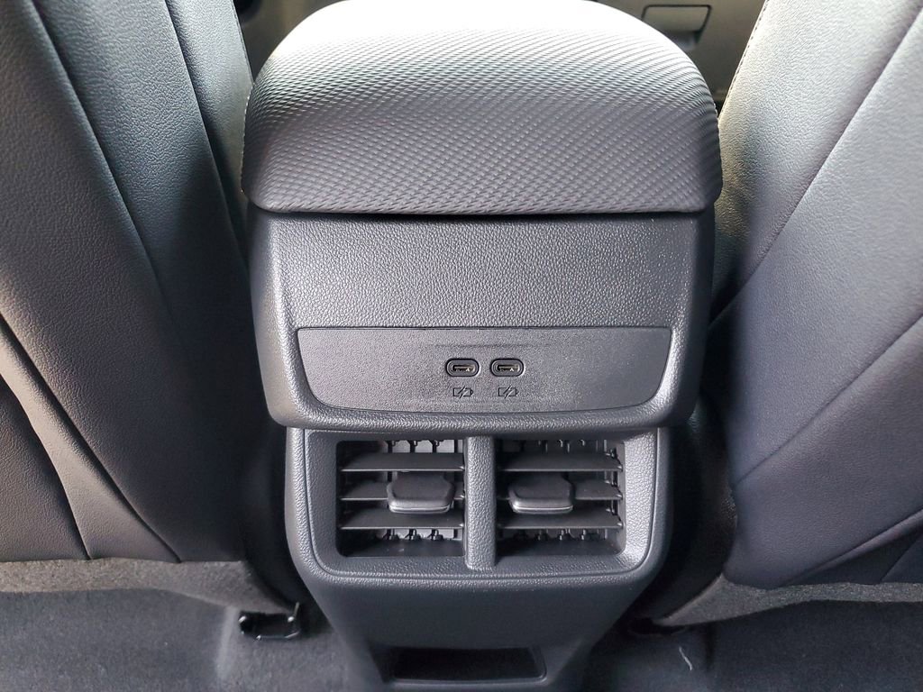 New 2026 Chevrolet Equinox LT w/ Convenience Package II image 13