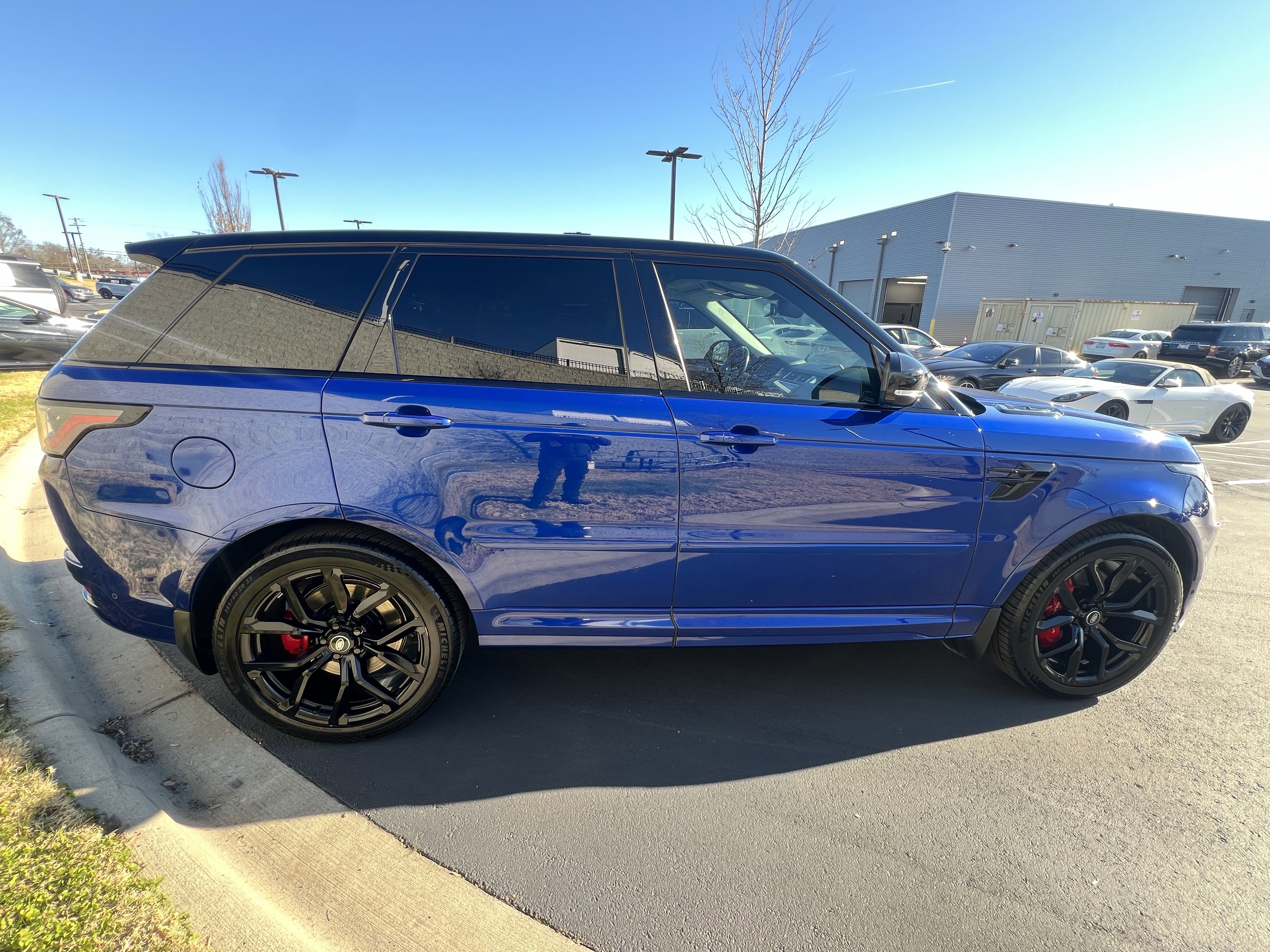 Used 2022 Land Rover Range Rover Sport SVR image 8