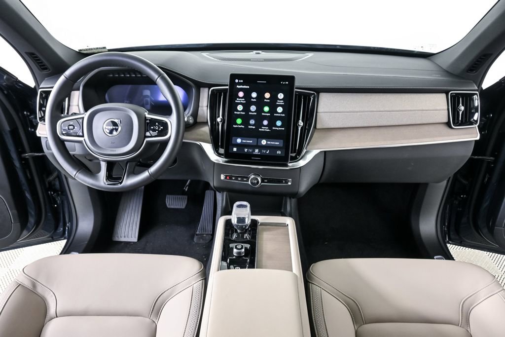 Certified 2026 Volvo XC90 B6 Plus w/ Protection Package Premier image 20