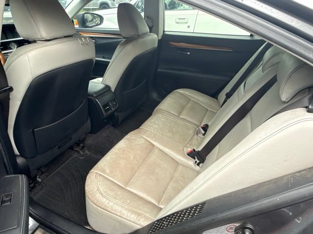 Used 2014 Lexus ES 300h w/ Luxury Package w/Bamboo Trim FWD image 10