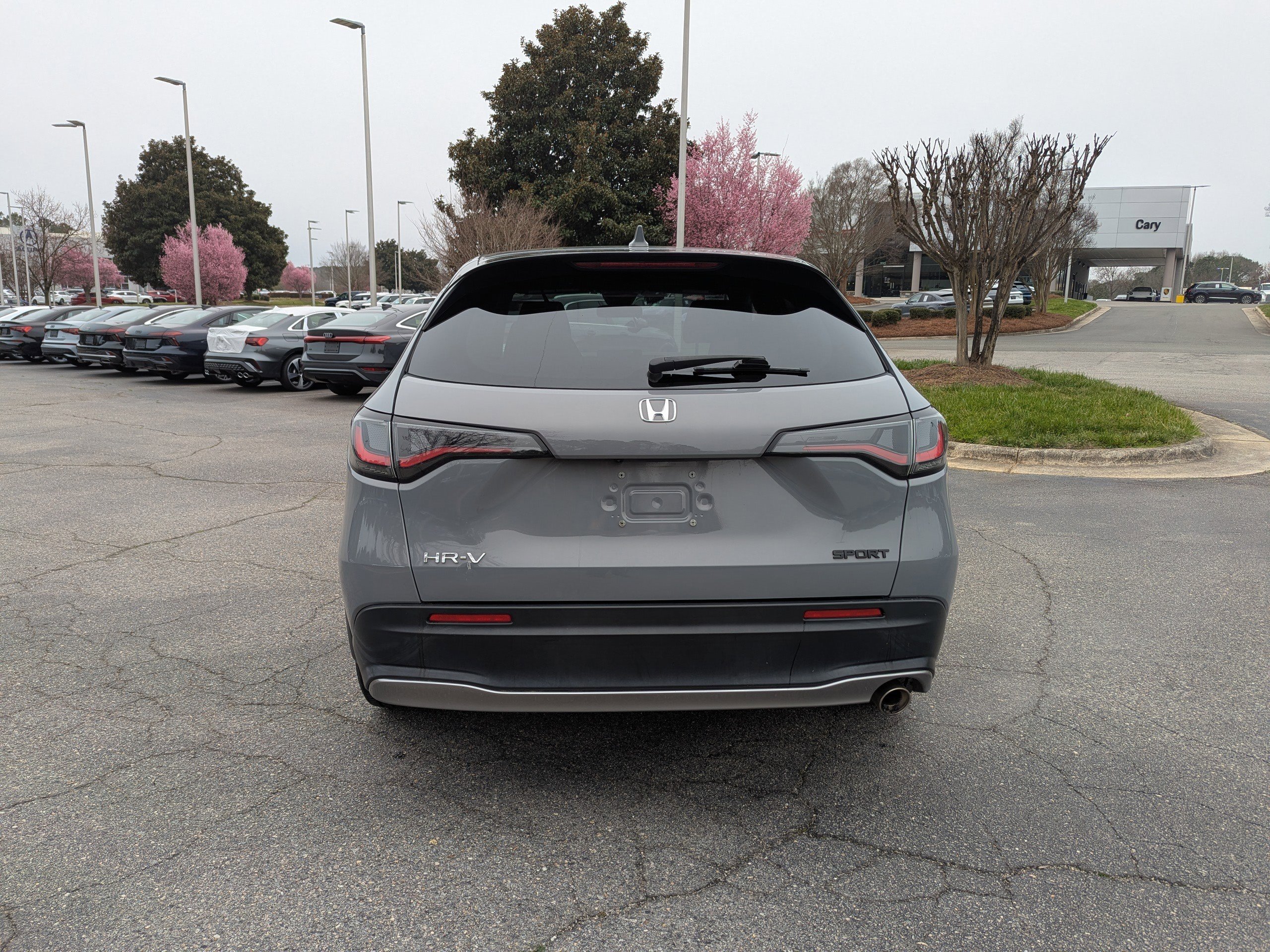 Used 2023 Honda HR-V Sport image 6