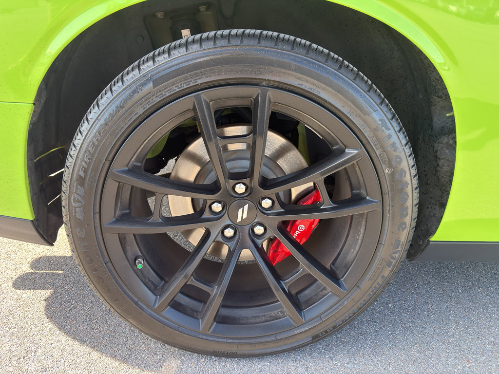 Used 2023 Dodge Challenger R/T w/ Plus Package image 14