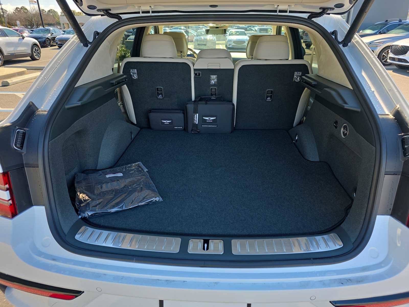 New 2026 Genesis GV80 3.5T e-SC image 25