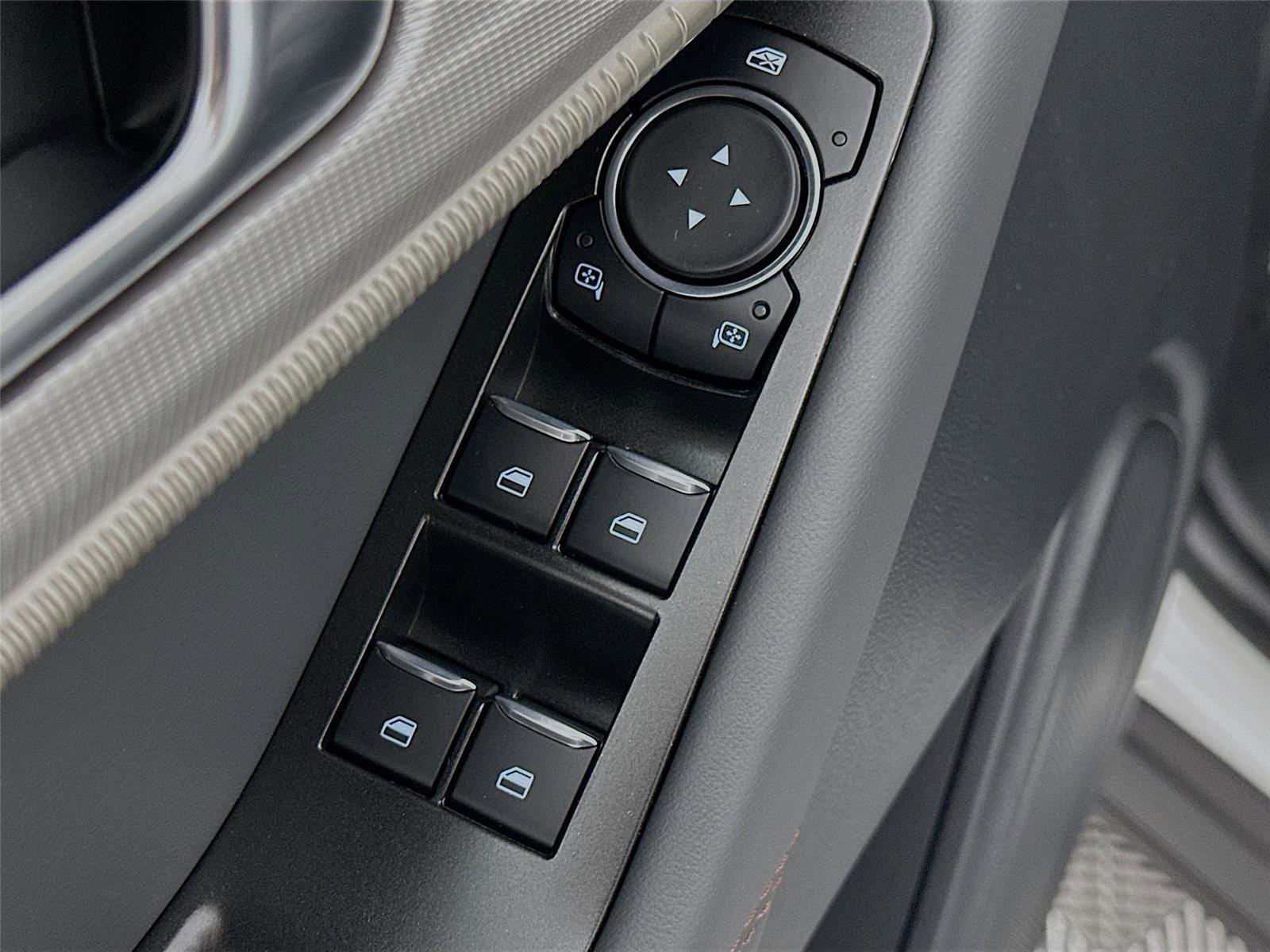 New 2026 Ford Explorer Active w/ Active Comfort Package image 20