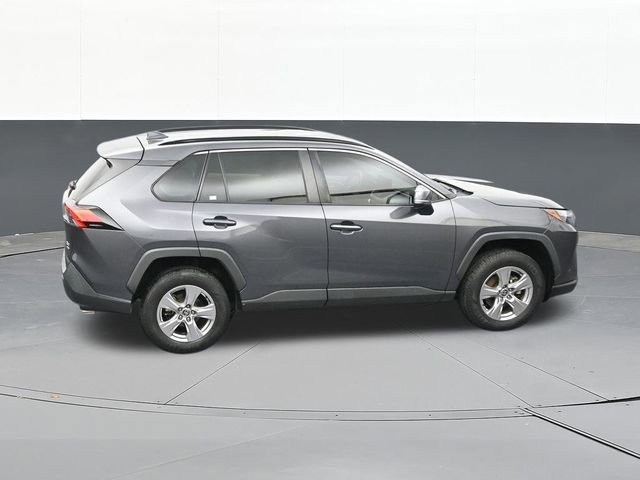 Used 2022 Toyota RAV4 XLE AWD/4WD image 64