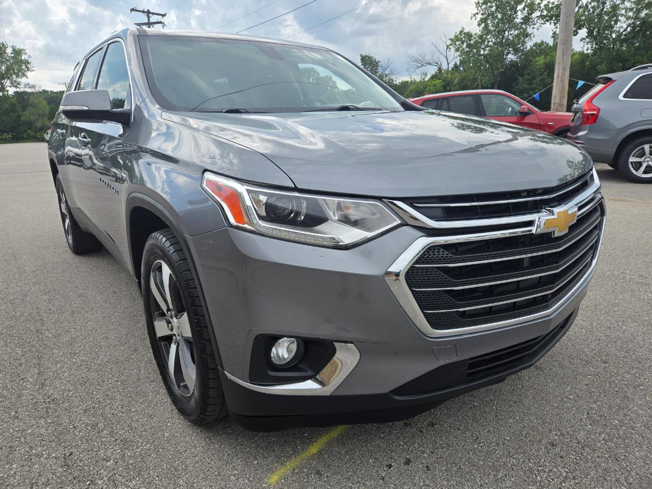 Used 2018 Chevrolet Traverse LT w/ LPO, Floor Liner Package AWD/4WD image 3