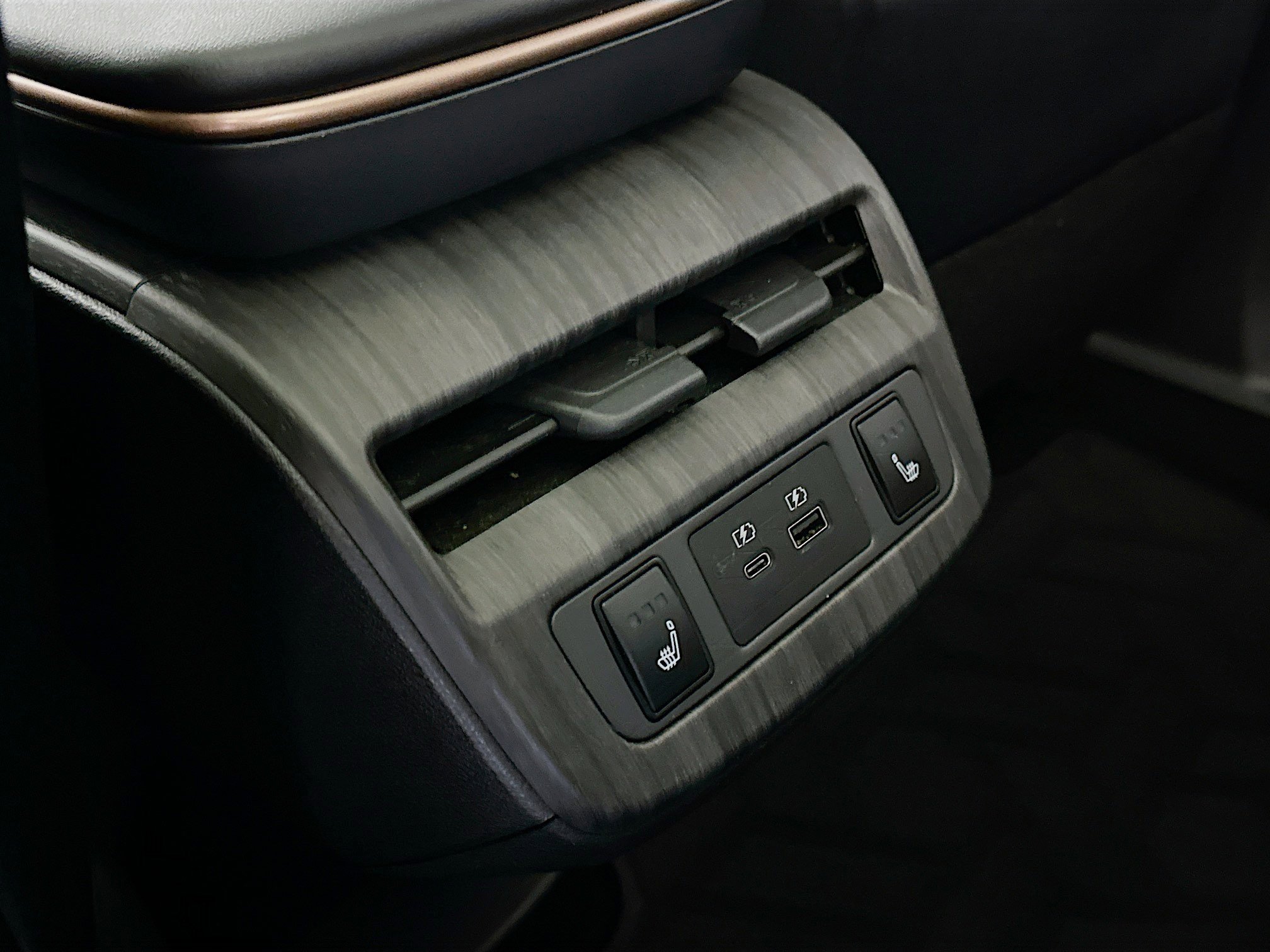 Used 2023 Nissan Ariya FWD image 28