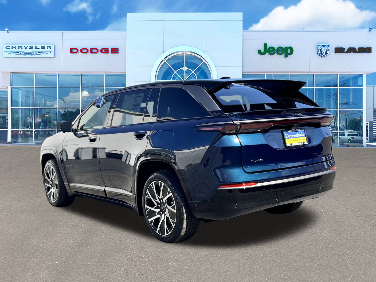 New 2025 Jeep Wagoneer Limited image 6