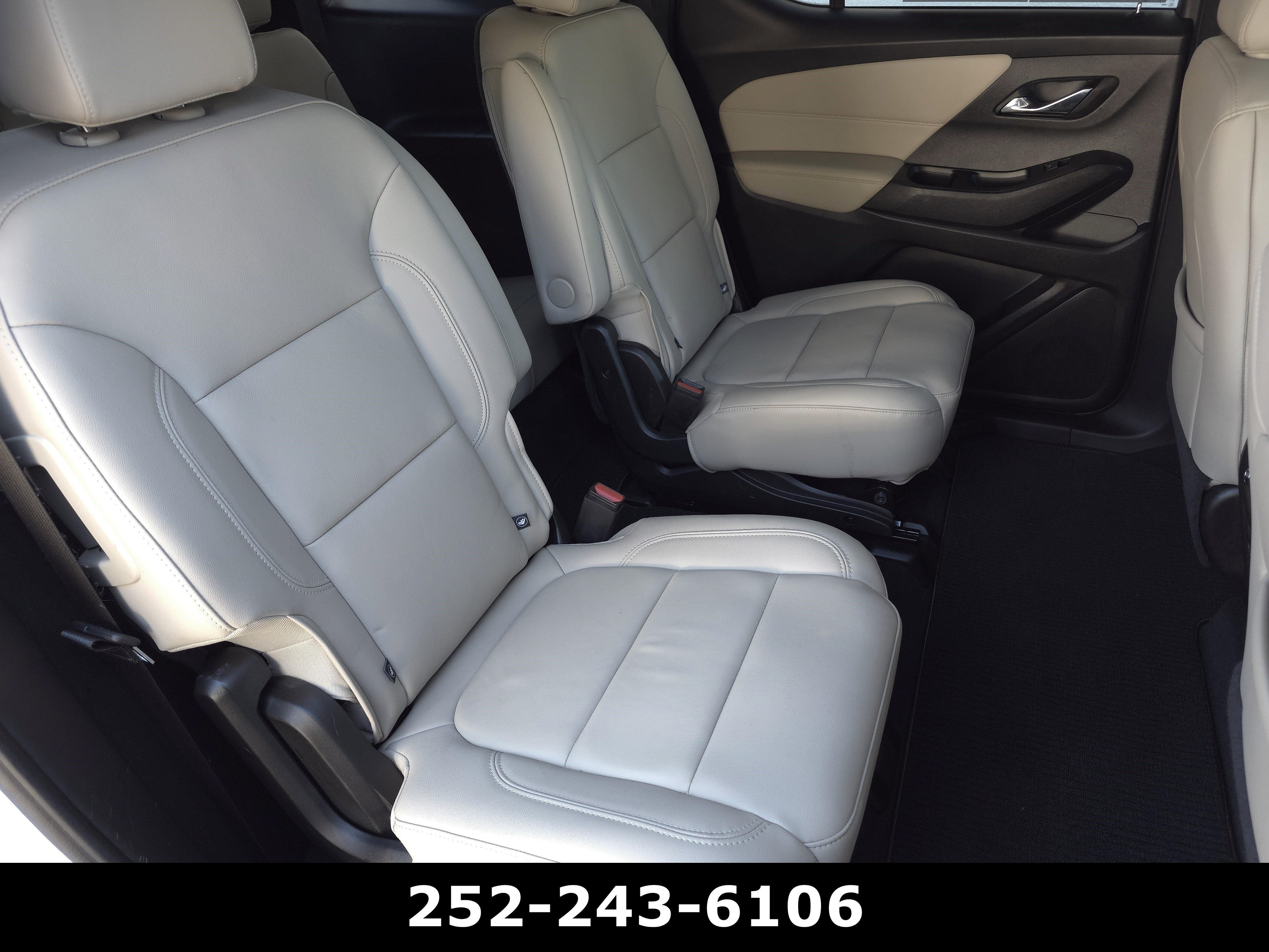 Used 2023 Chevrolet Traverse LT w/ LT Premium Package image 39