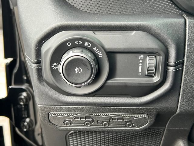 New 2026 Jeep Wrangler Unlimited Rubicon w/ Steel Bumper Group image 17