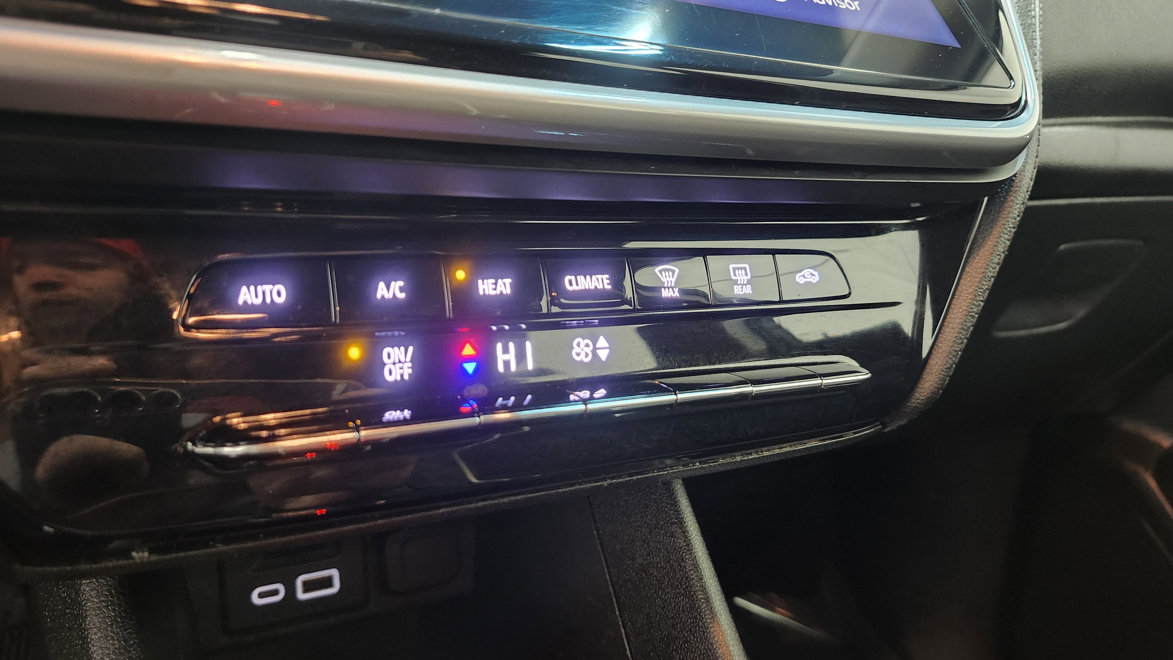 Used 2022 Chevrolet Bolt LT image 28