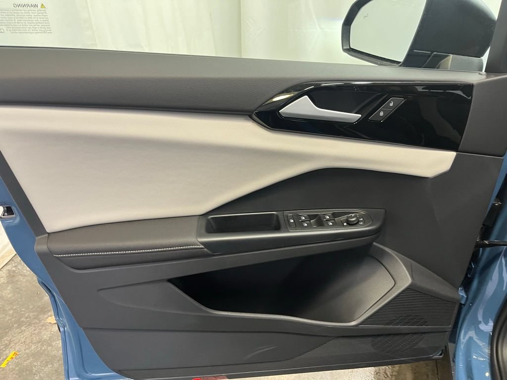 New 2026 Volkswagen Taos S AWD/4WD image 9