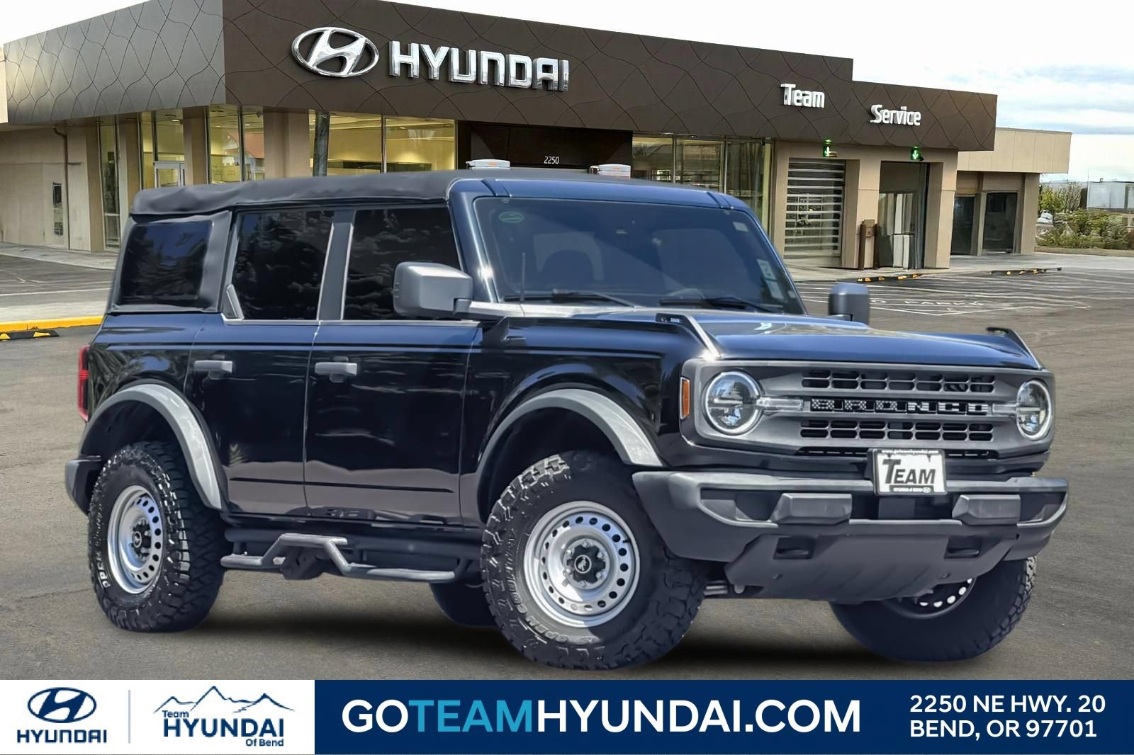 Used 2022 Ford Bronco 4-Door AWD/4WD image 1