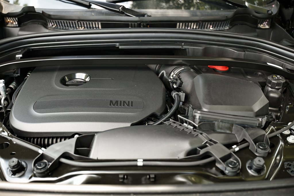 New 2025 MINI Cooper Countryman S w/ Comfort Package Max image 28