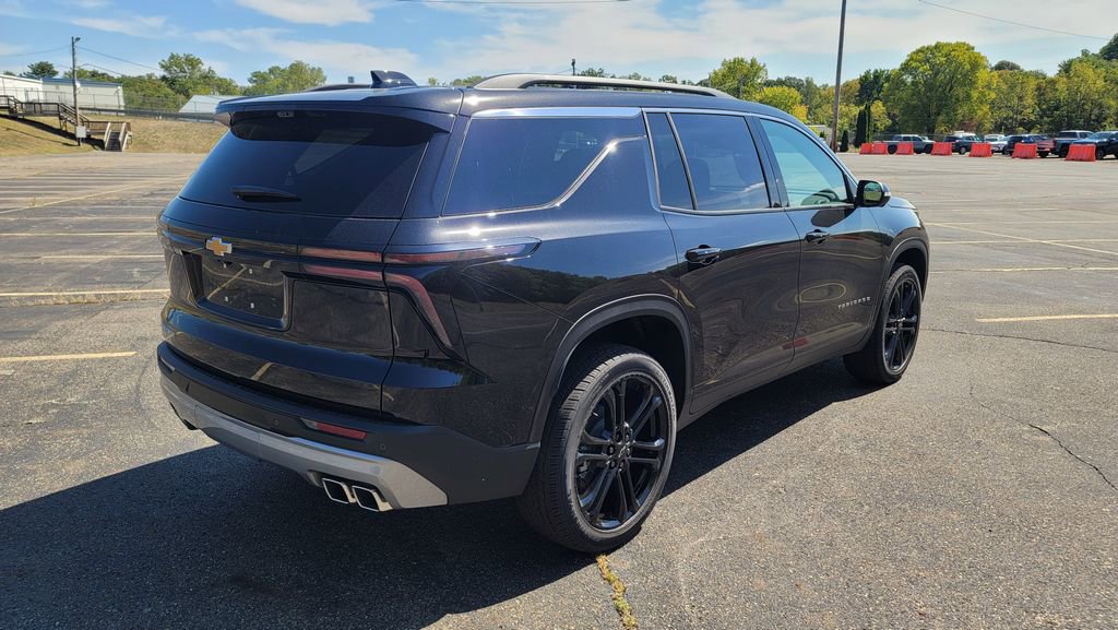 New 2026 Chevrolet Traverse LT w/ Driver Confidence Package image 12
