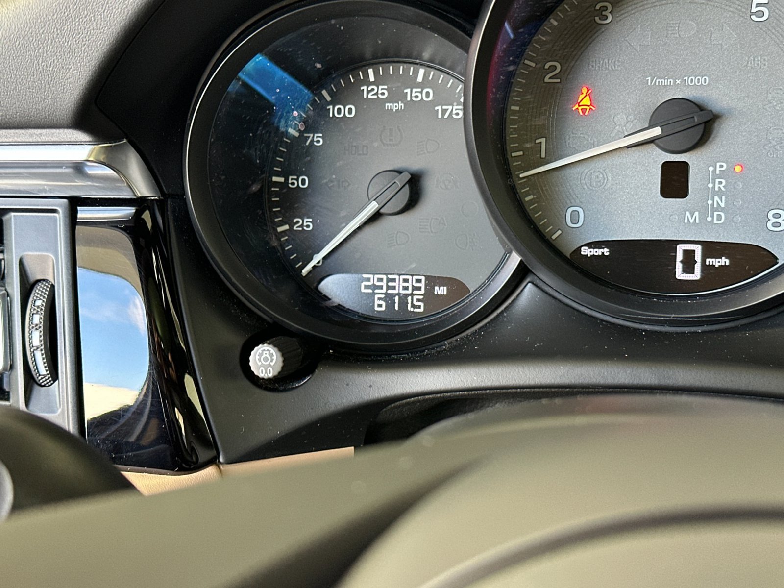 Certified 2023 Porsche Macan S AWD/4WD image 31