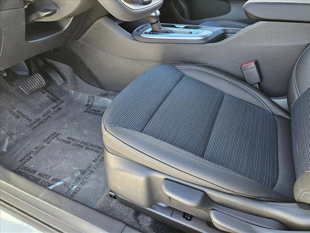 New 2026 Buick Envista Preferred FWD image 4