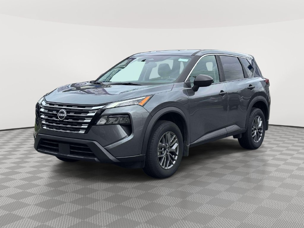 Used 2026 Nissan Rogue S AWD/4WD image 4