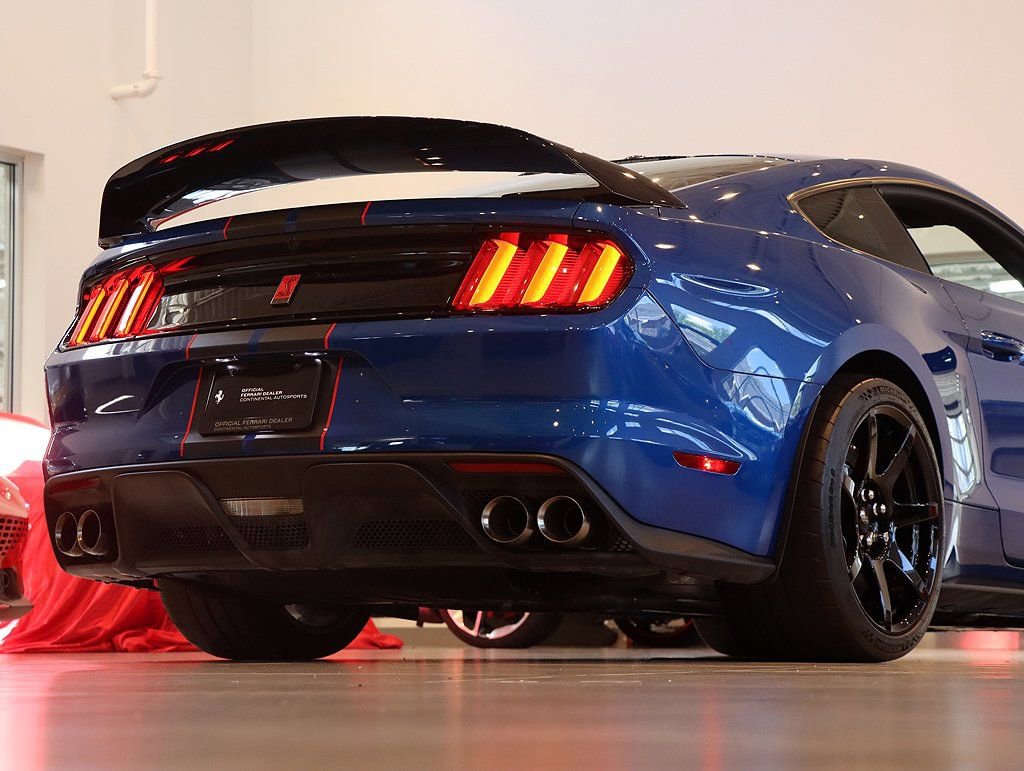 Used 2017 Ford Mustang Shelby GT350R w/ GT350R Equipment Group 920A image 23