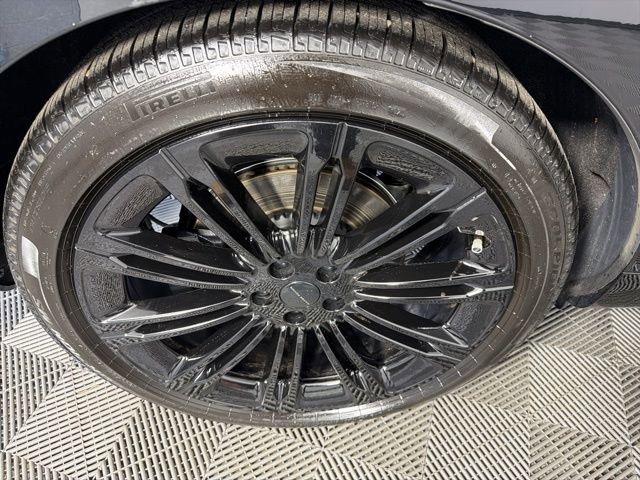 Used 2026 Land Rover Range Rover Long Wheelbase SE image 30