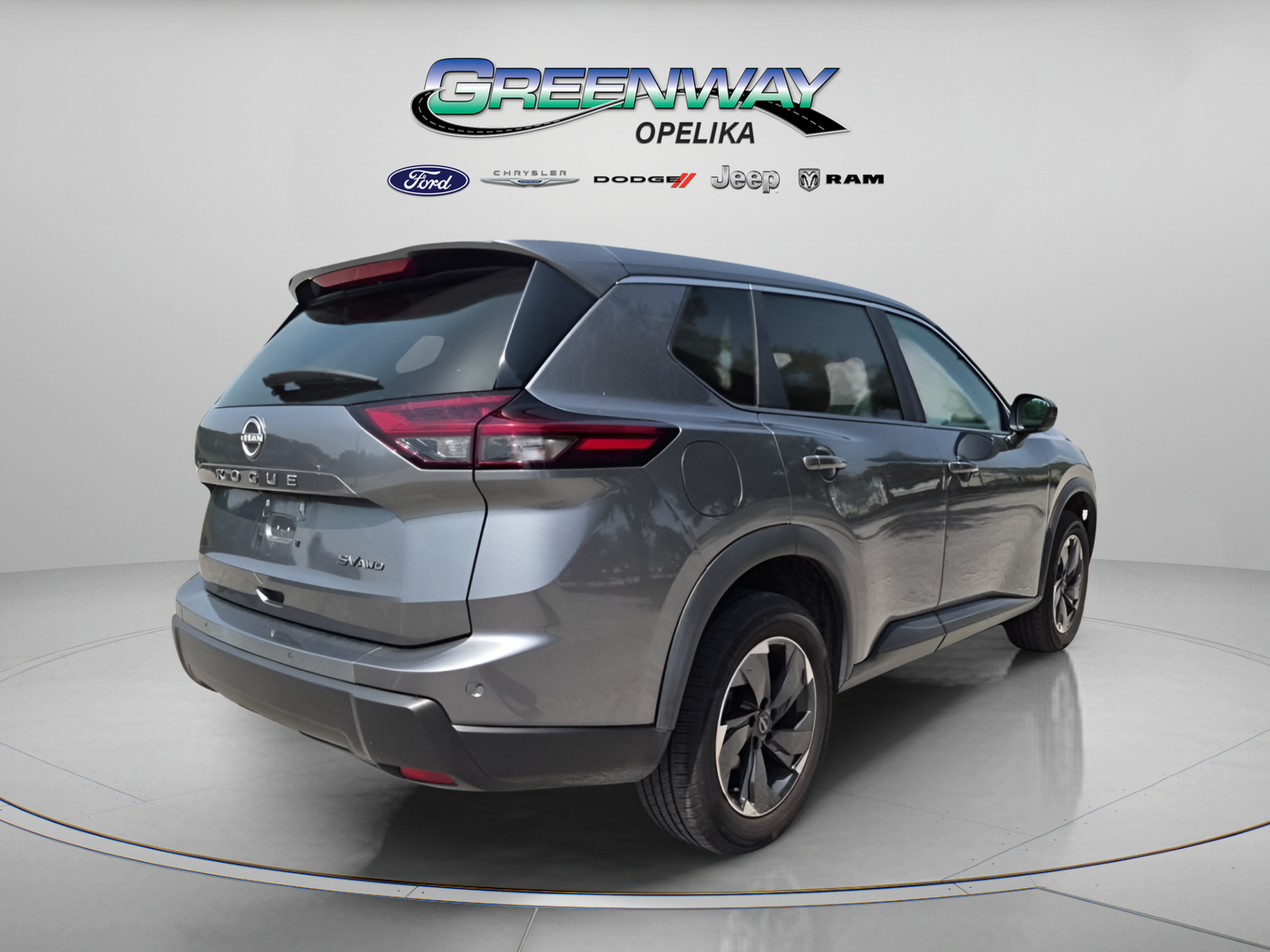 Used 2024 Nissan Rogue SV AWD/4WD image 3