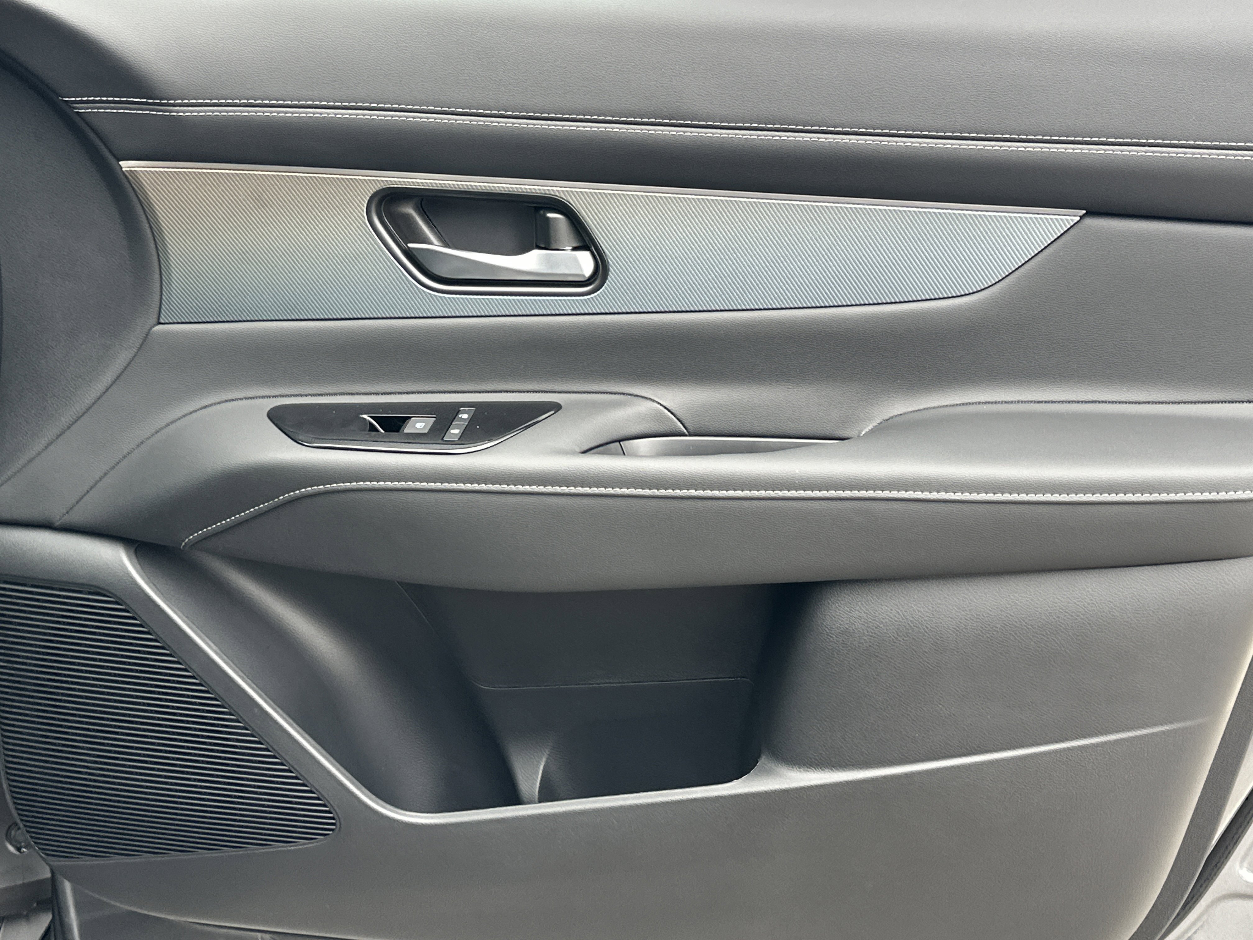 New 2026 Nissan Murano SL image 14