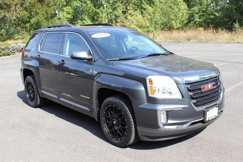 Used 2017 GMC Terrain SLE AWD/4WD image 1