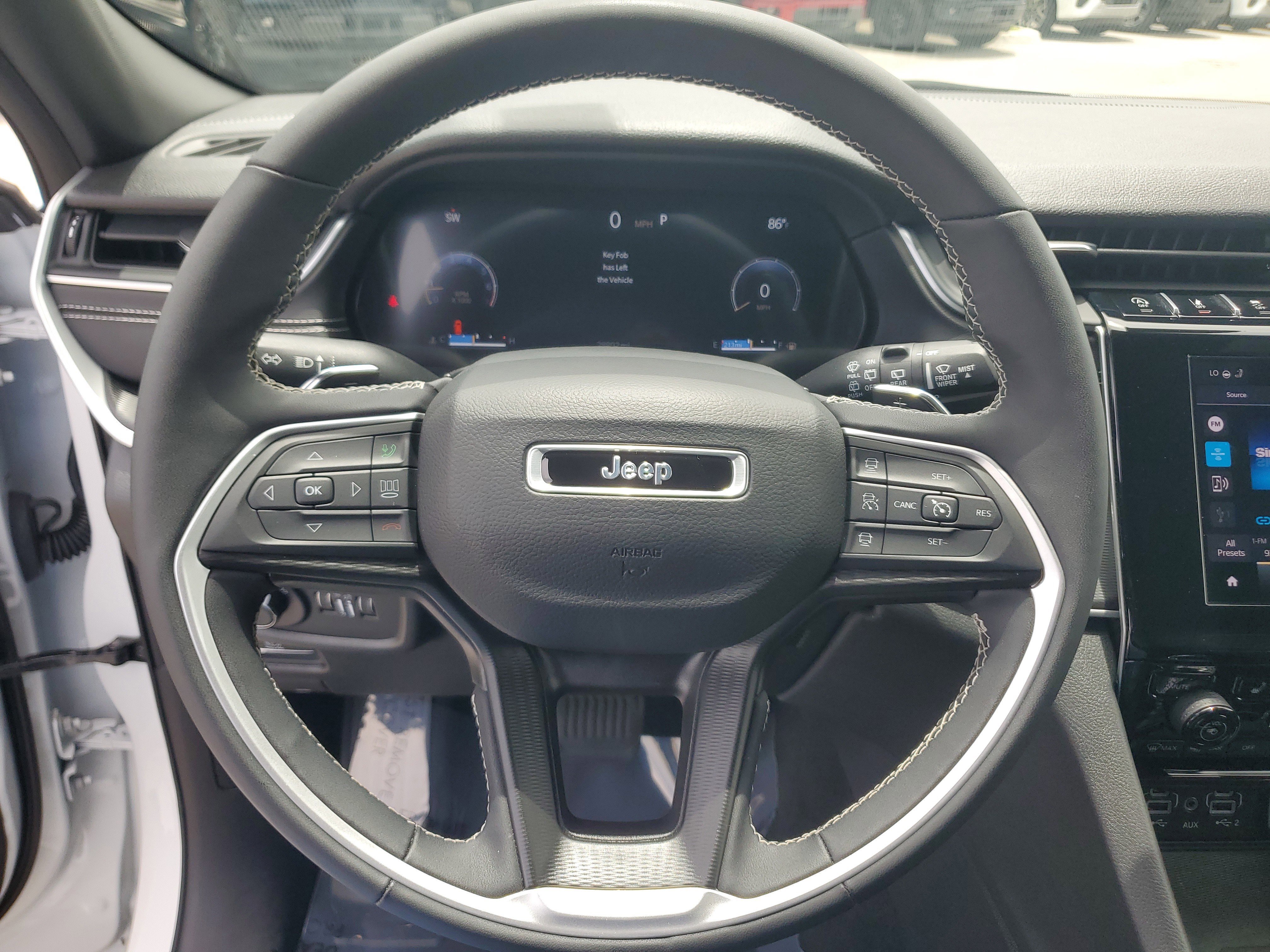 Used 2024 Jeep Grand Cherokee L Altitude image 23