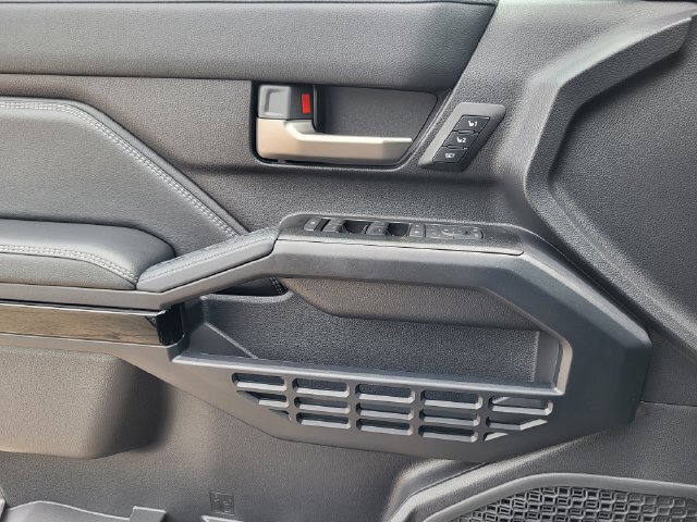 New 2026 Toyota 4Runner Limited AWD/4WD image 12