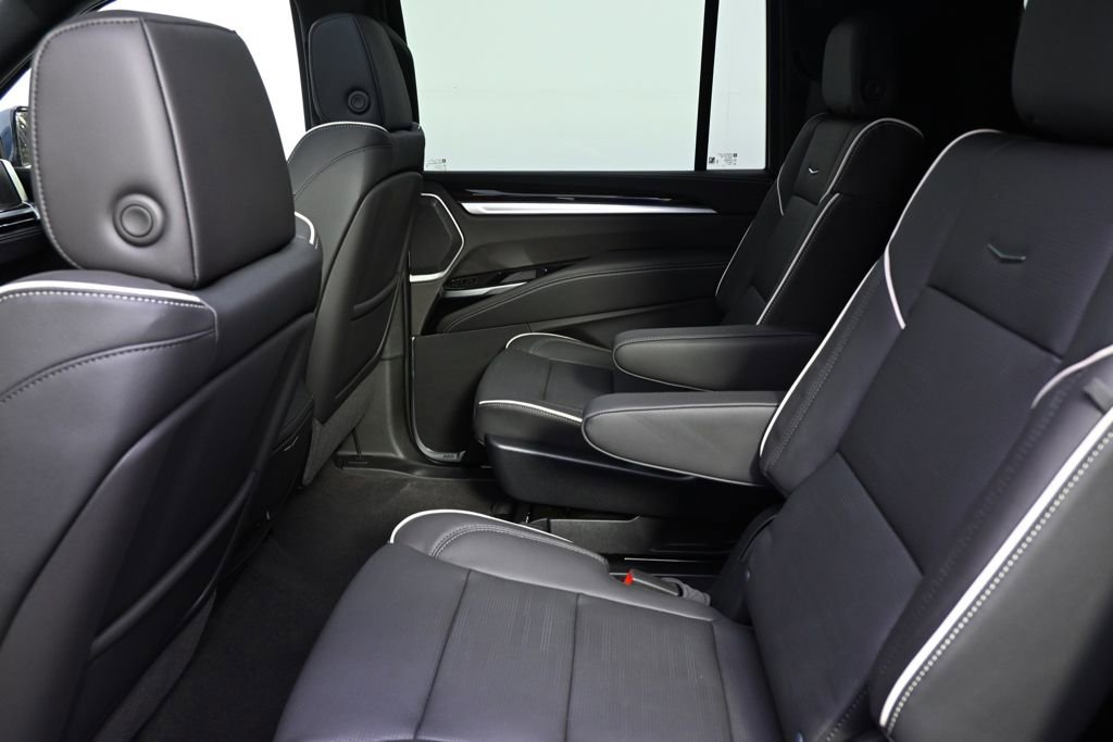 New 2026 Cadillac Escalade ESV Luxury w/ Touring Package image 21