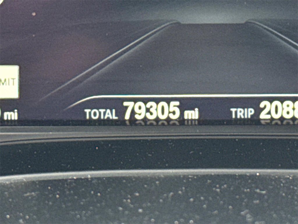 Used 2018 BMW 530i xDrive image 31