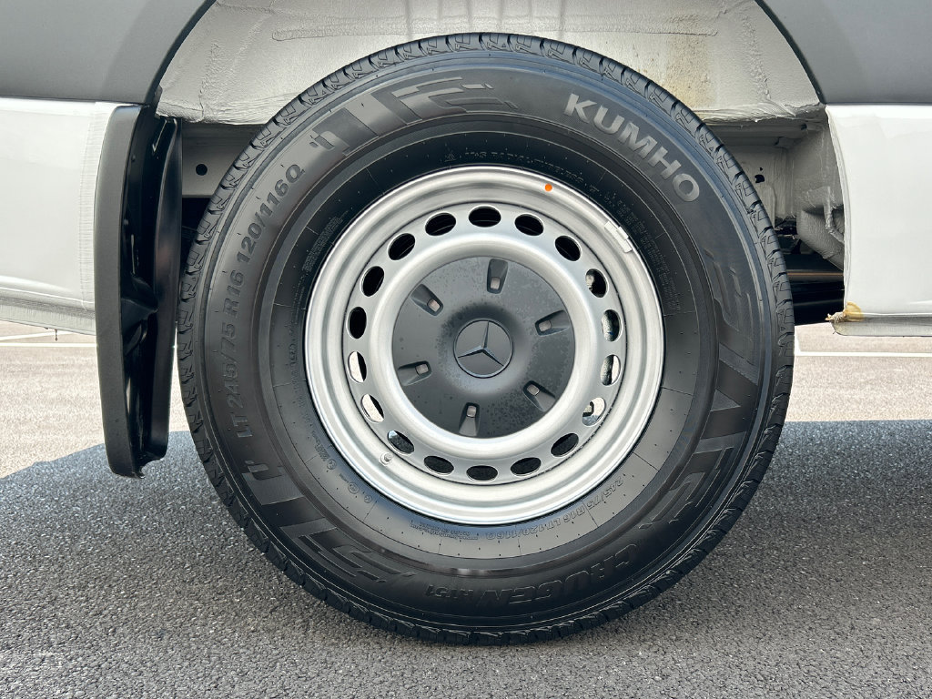 New 2026 Mercedes-Benz Sprinter 2500 image 31