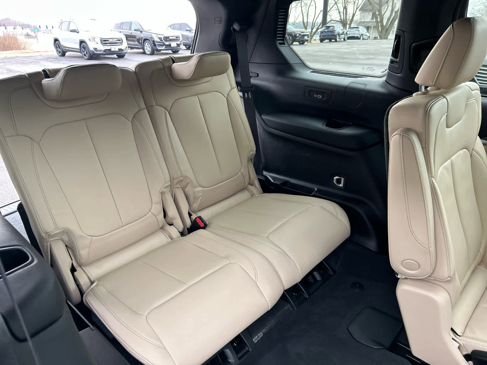 Used 2023 Jeep Grand Cherokee L Limited image 31