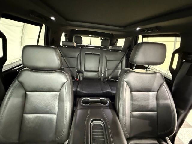 Used 2022 Chevrolet Tahoe Z71 w/ Luxury Package image 31