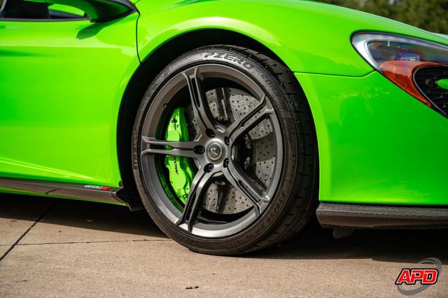 Used 2015 McLaren 650S Spider image 42