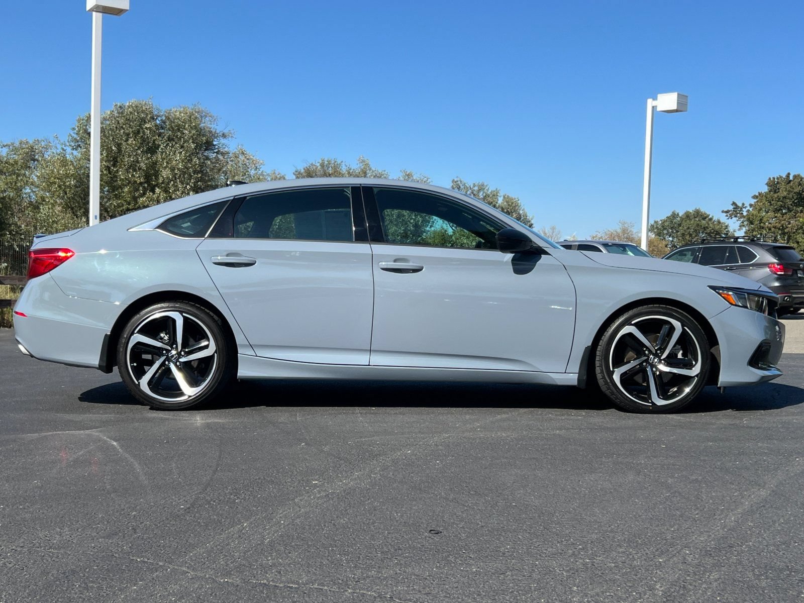 Used 2022 Honda Accord Sport image 7
