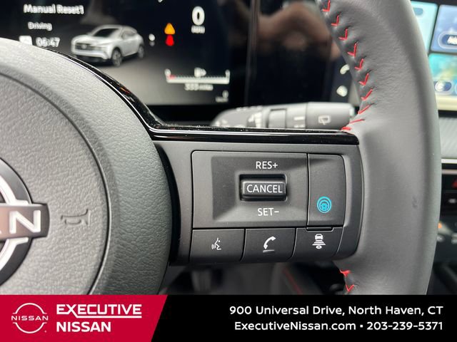 Used 2025 Nissan Kicks SR w/ Illumination Package AWD/4WD image 13