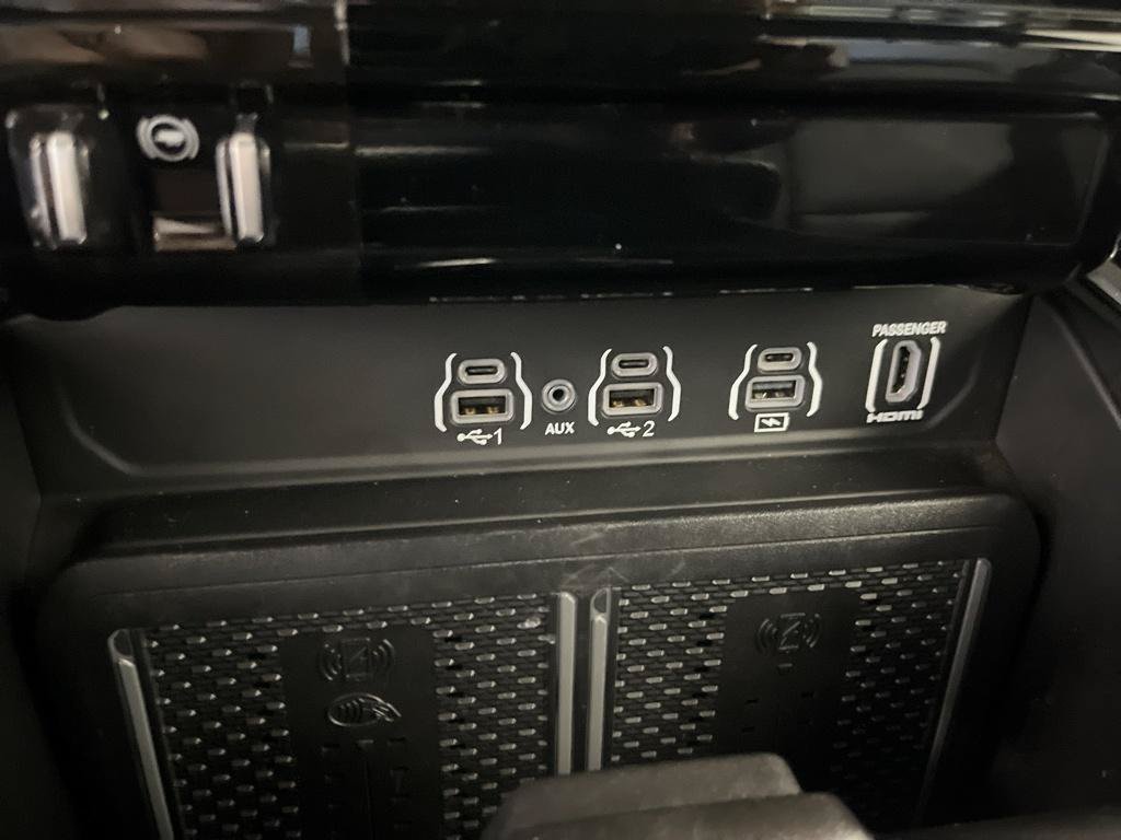 Used 2025 RAM 1500 Laramie w/ Night Edition AWD/4WD image 16