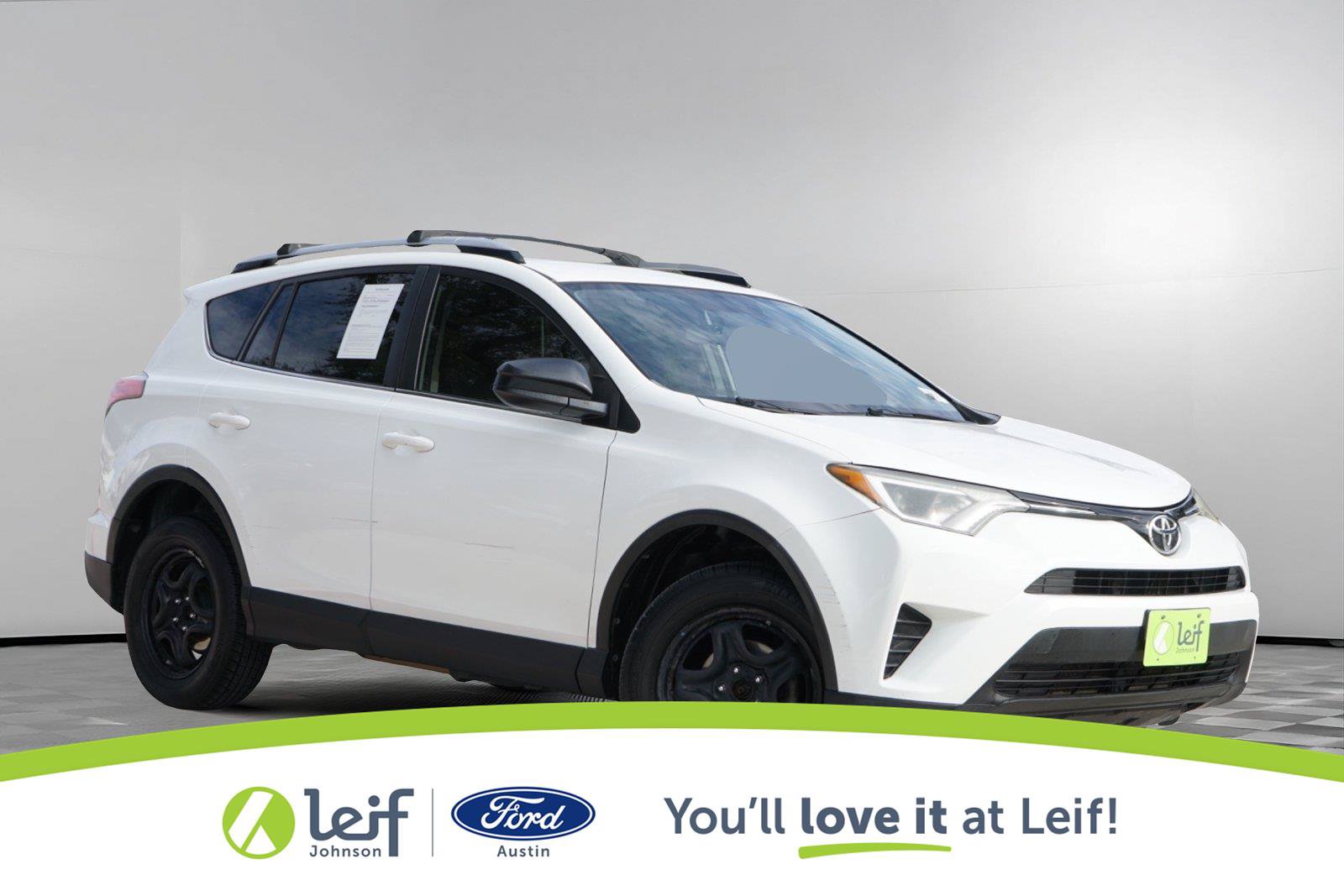 Used 2016 Toyota RAV4 LE FWD image 1