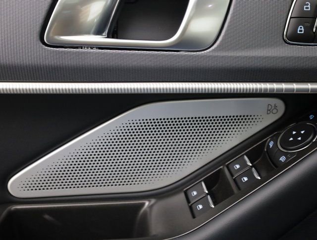 New 2025 Ford Explorer ST image 15