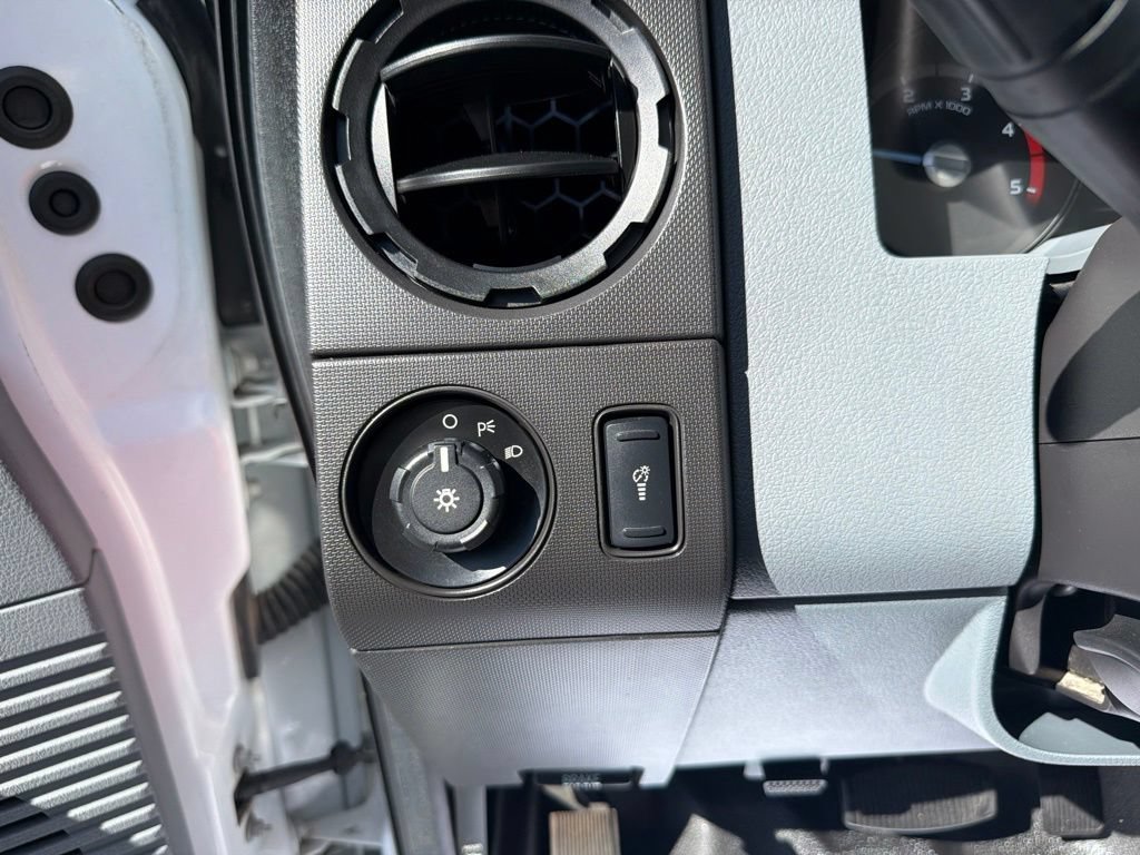 Used 2014 Ford F450 XL w/ Power Equipment Group AWD/4WD image 18