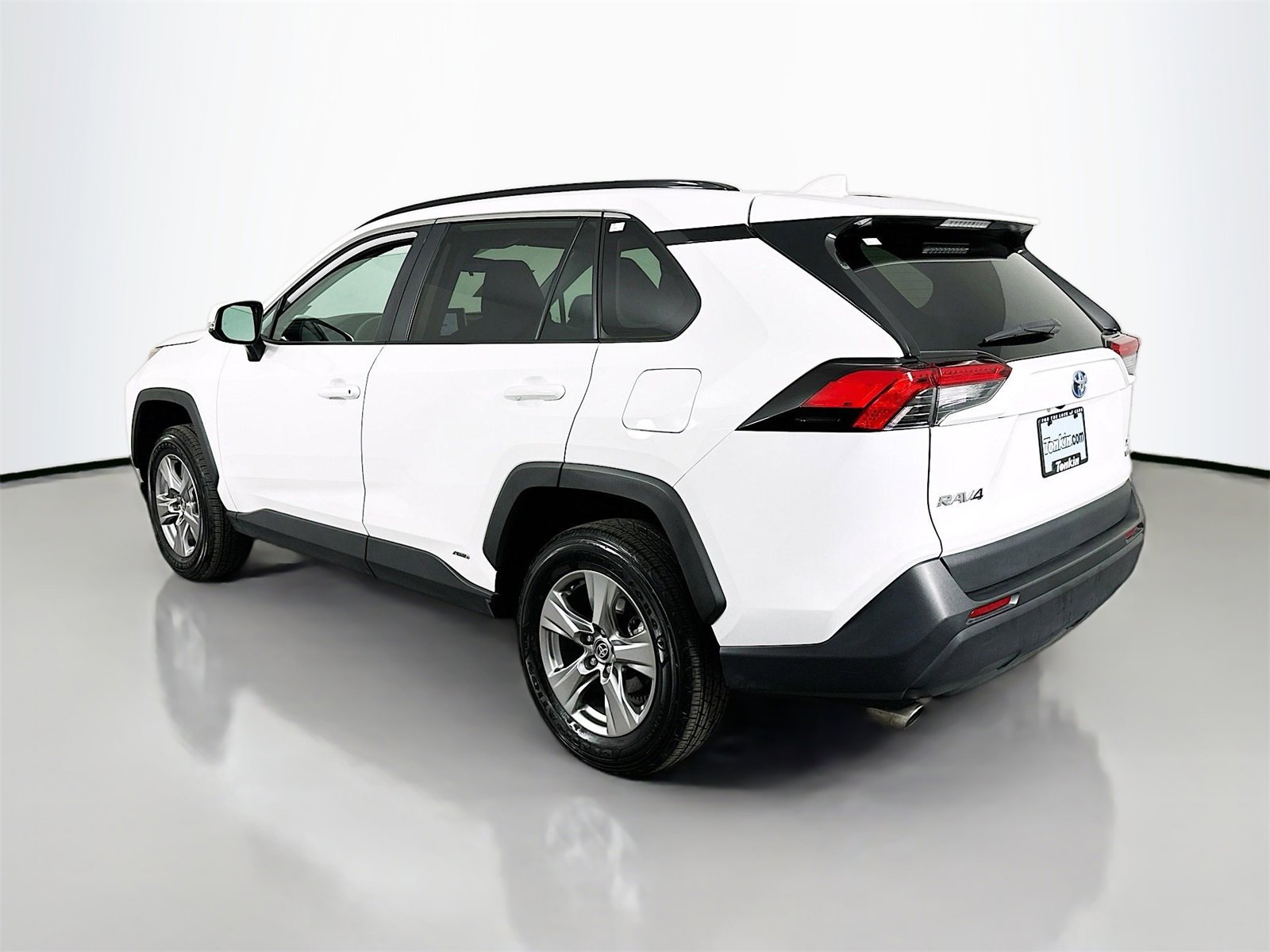 Certified 2024 Toyota RAV4 XLE image 5