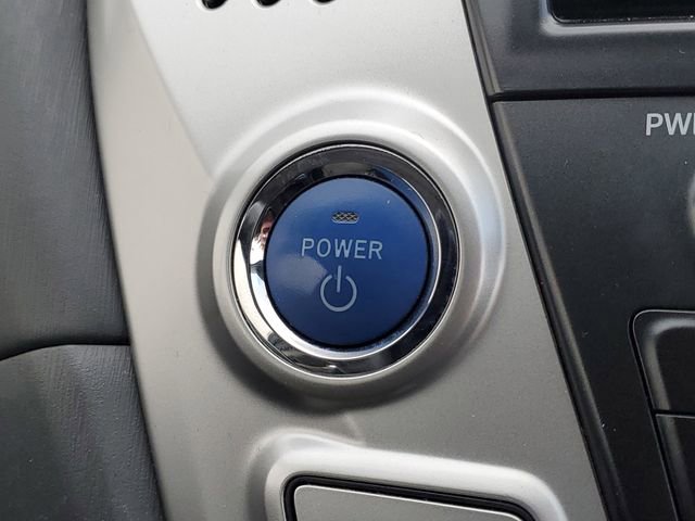 Used 2012 Toyota Prius V Three image 20