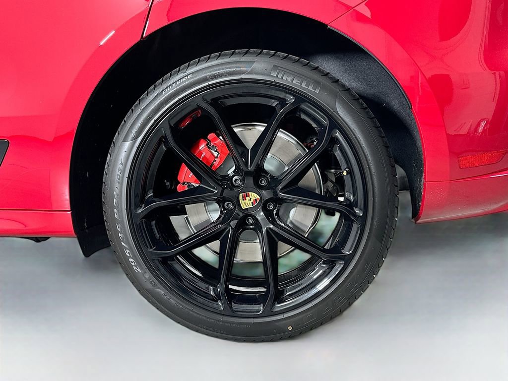 New 2026 Porsche Macan GTS image 33