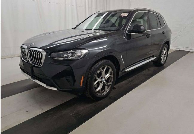 Used 2023 BMW X3 xDrive30i w/ Convenience Package image 2